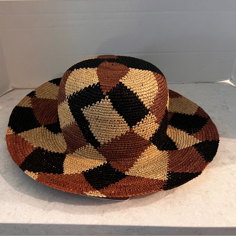 GREENPACHA WOMENS HAT, HANDMADE HAT, HIGHEST QUALITY, size small